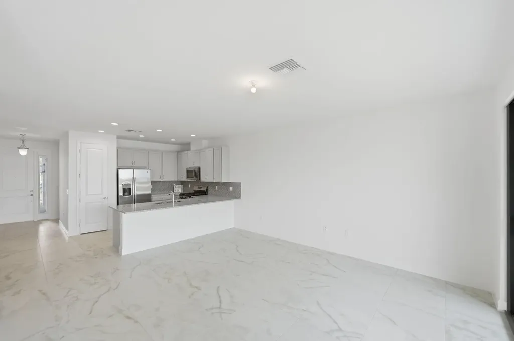 13528 SW Starkissed Lane Port St Lucie FL 34987