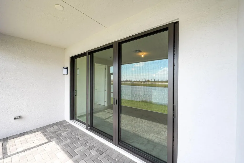 13528 SW Starkissed Lane Port St Lucie FL 34987