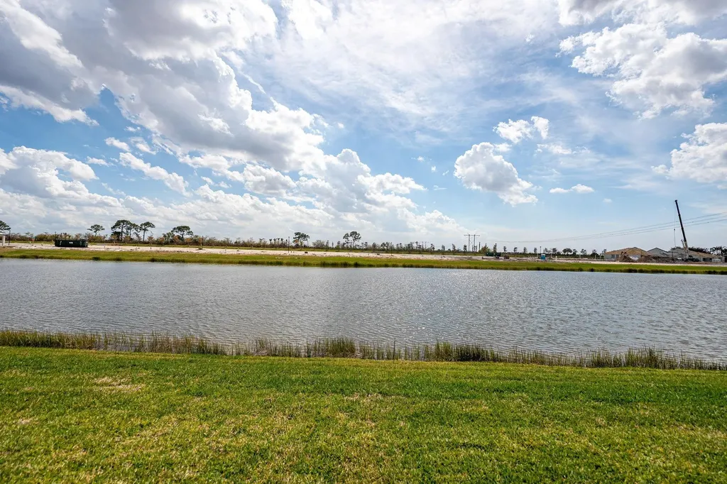 13528 SW Starkissed Lane Port St Lucie FL 34987