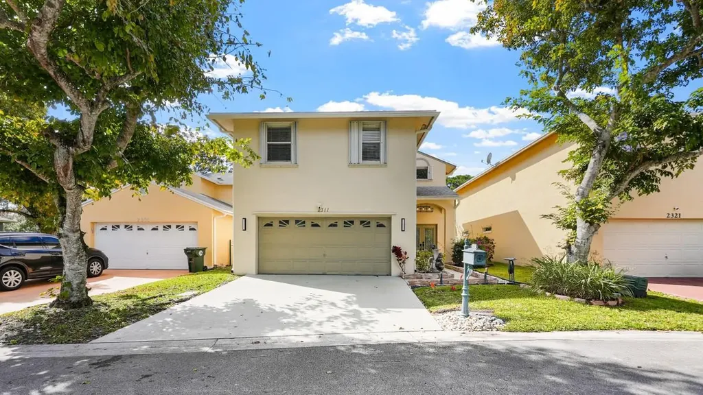 2311 NW 39th Terrace Coconut Creek FL 33066