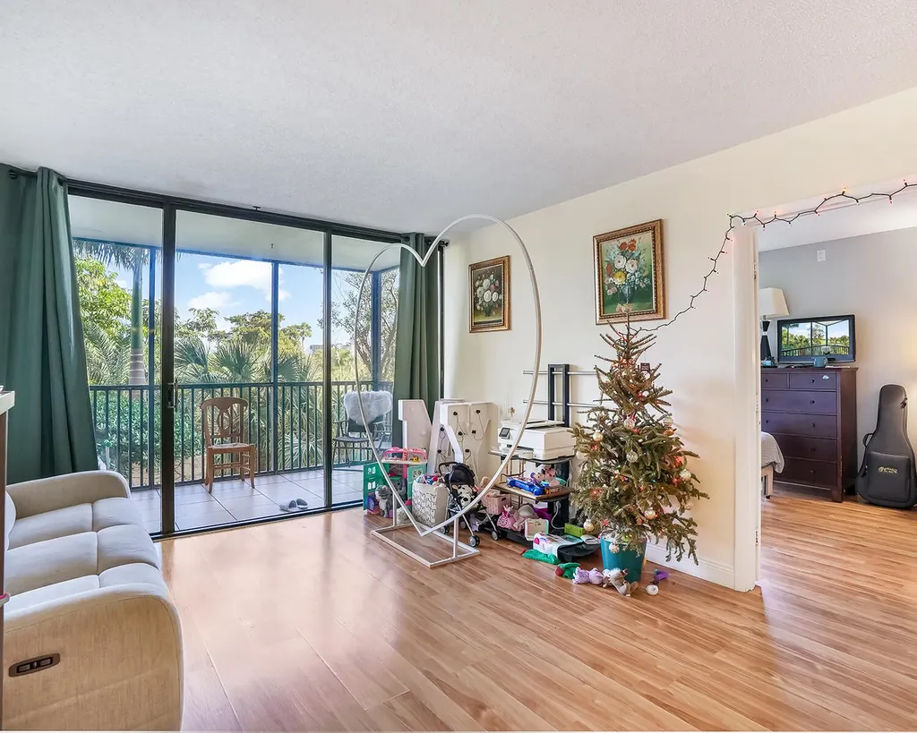 20379 W Country Club Drive Aventura FL 33180