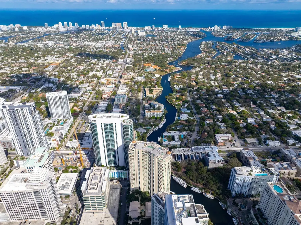 411 N New River Drive Fort Lauderdale FL 33301