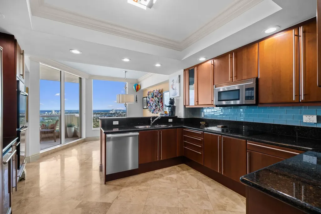 411 N New River Drive Fort Lauderdale FL 33301