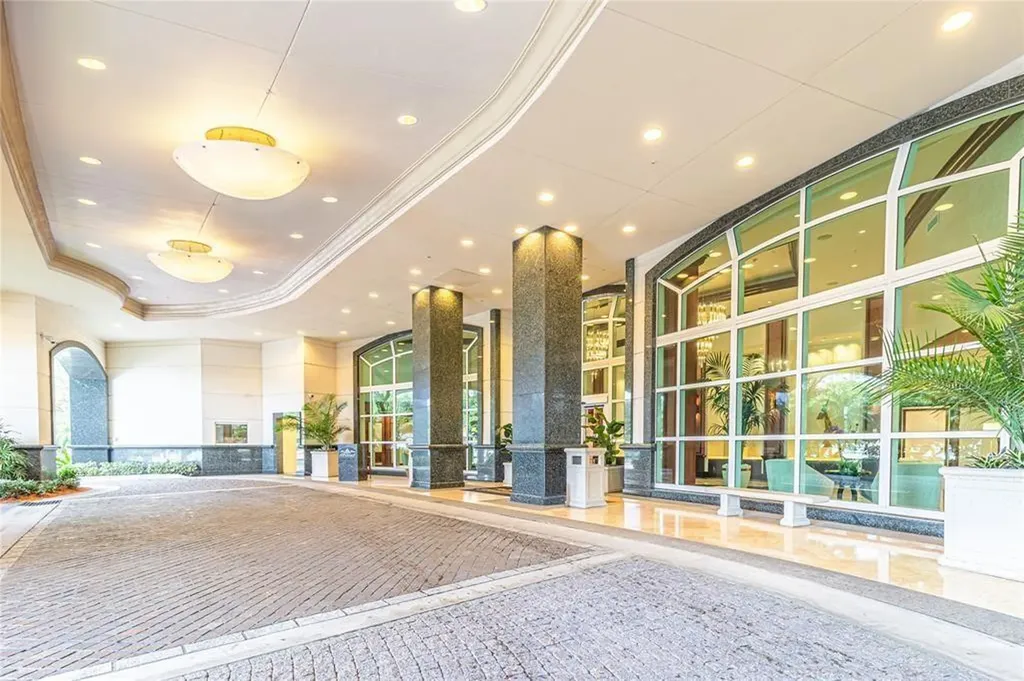 411 N New River Drive Fort Lauderdale FL 33301