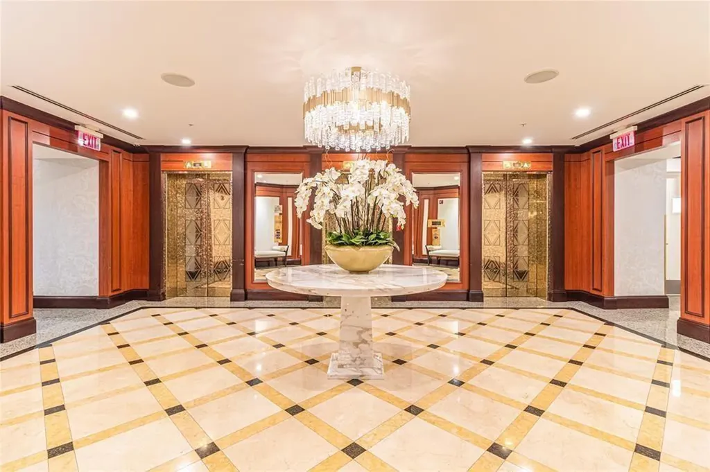 411 N New River Drive Fort Lauderdale FL 33301