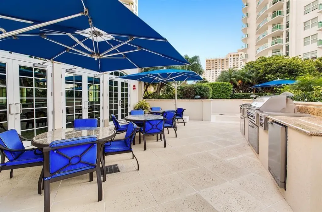 411 N New River Drive Fort Lauderdale FL 33301