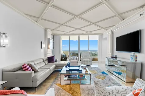411 N New River Drive Fort Lauderdale FL 33301