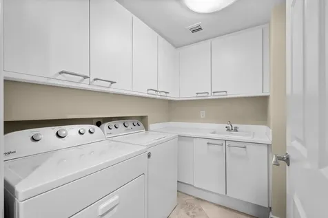 411 N New River Drive Fort Lauderdale FL 33301