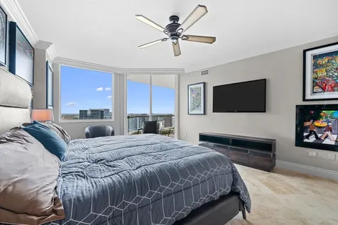 411 N New River Drive Fort Lauderdale FL 33301