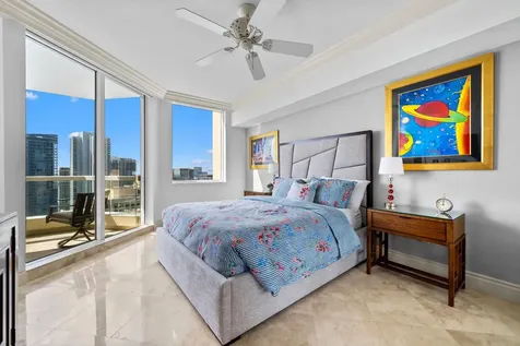 411 N New River Drive Fort Lauderdale FL 33301