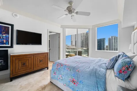 411 N New River Drive Fort Lauderdale FL 33301