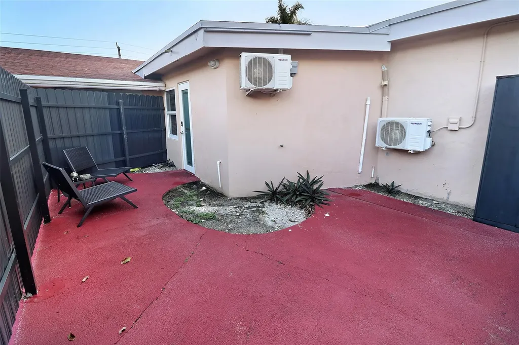 707 NE 15th Street Fort Lauderdale FL 33304