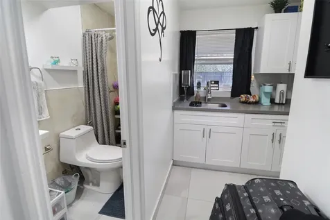 707 NE 15th Street Fort Lauderdale FL 33304