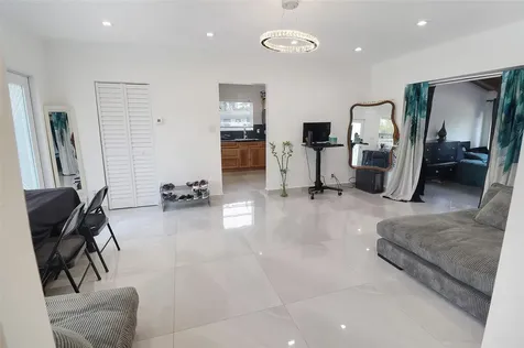 707 NE 15th Street Fort Lauderdale FL 33304