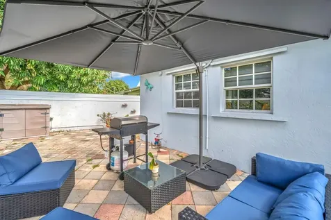 404 S 62nd Terrace Hollywood FL 33023