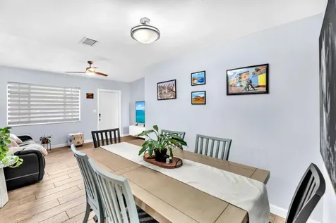 404 S 62nd Terrace Hollywood FL 33023
