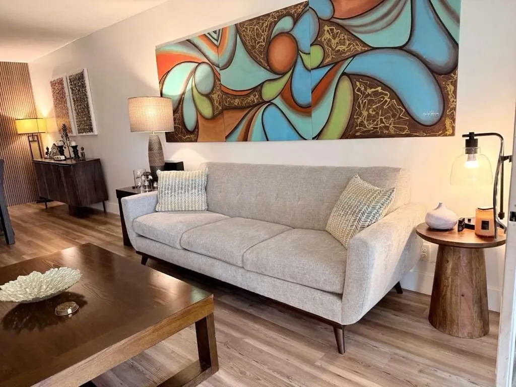 2651 S Palm Aire Drive Pompano Beach FL 33069