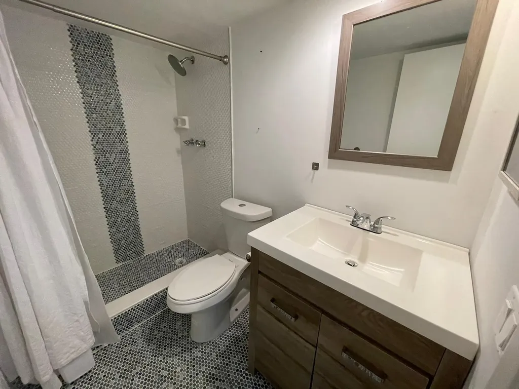 2651 S Palm Aire Drive Pompano Beach FL 33069