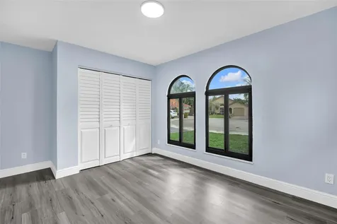 2831 NW 111th Avenue Sunrise FL 33322