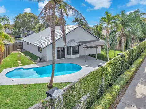 2831 NW 111th Avenue Sunrise FL 33322