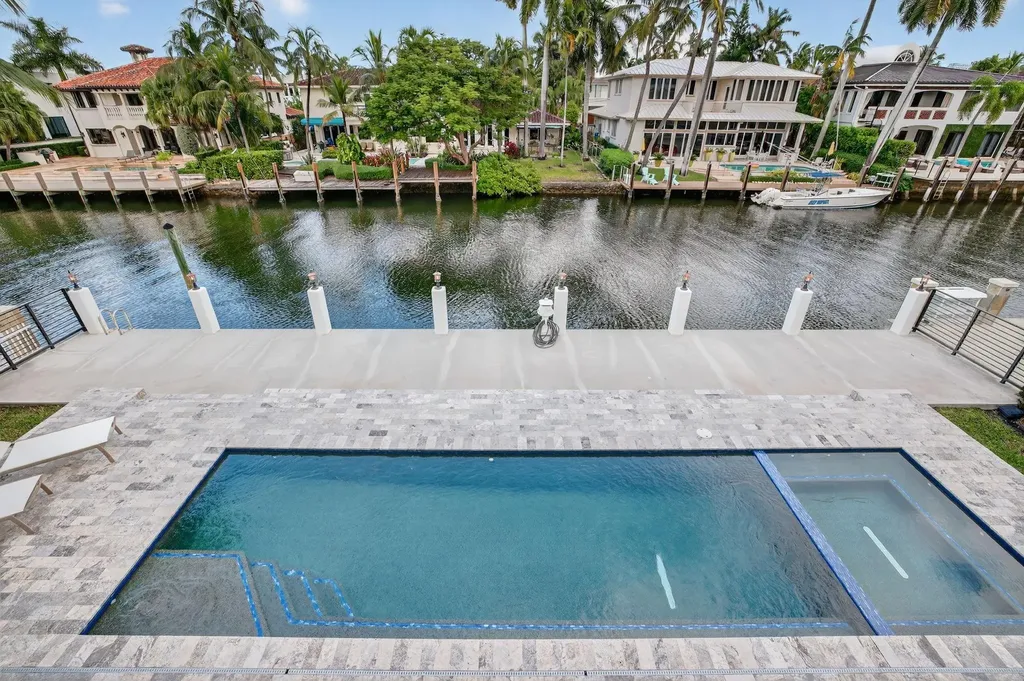 2425 Delmar Place Fort Lauderdale FL 33301