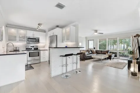 1769 NE 38th Street Oakland Park FL 33334
