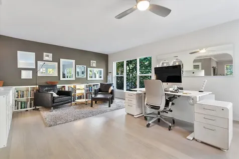 1769 NE 38th Street Oakland Park FL 33334