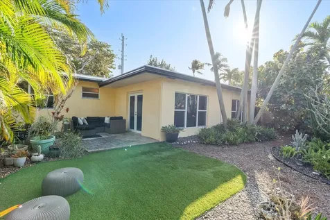 1769 NE 38th Street Oakland Park FL 33334