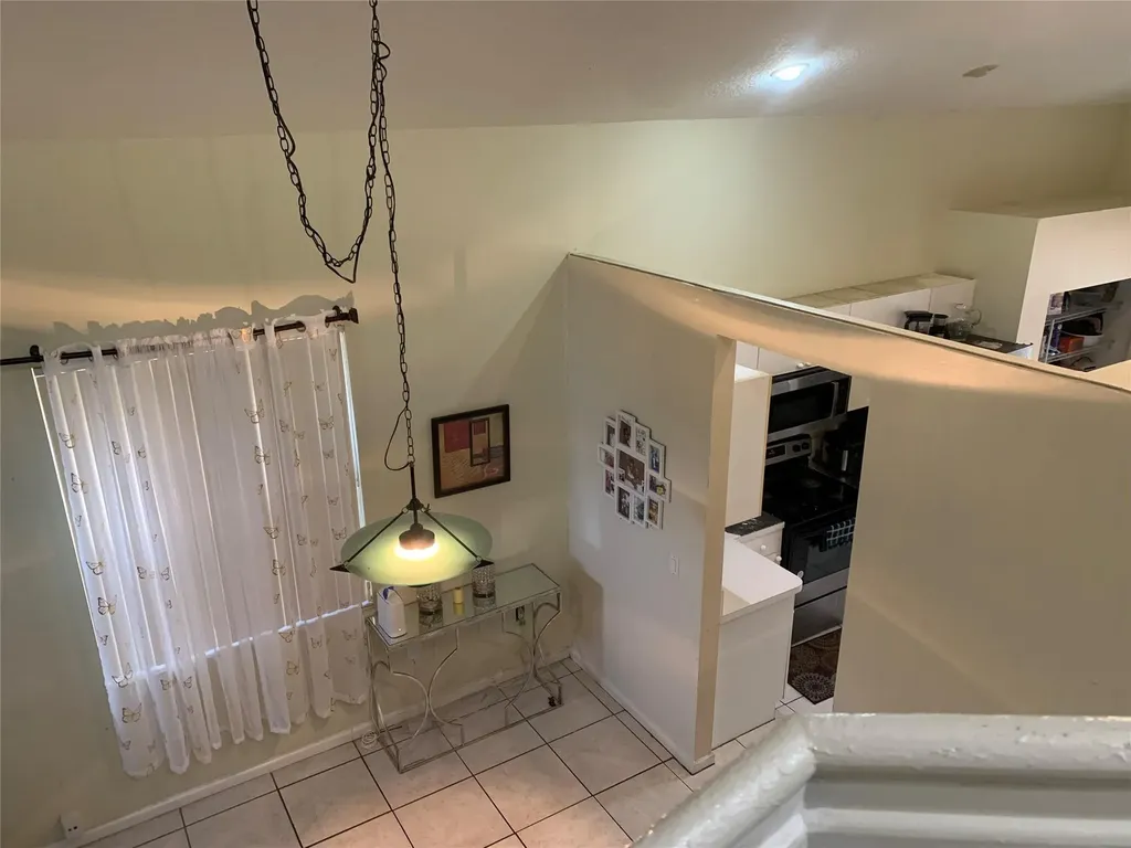 320 NW 115th Way Coral Springs FL 33071