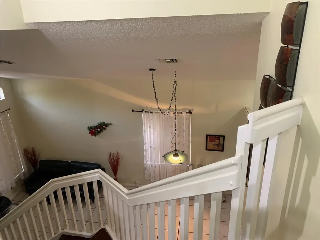 320 NW 115th Way Coral Springs FL 33071
