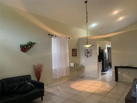 320 NW 115th Way Coral Springs FL 33071
