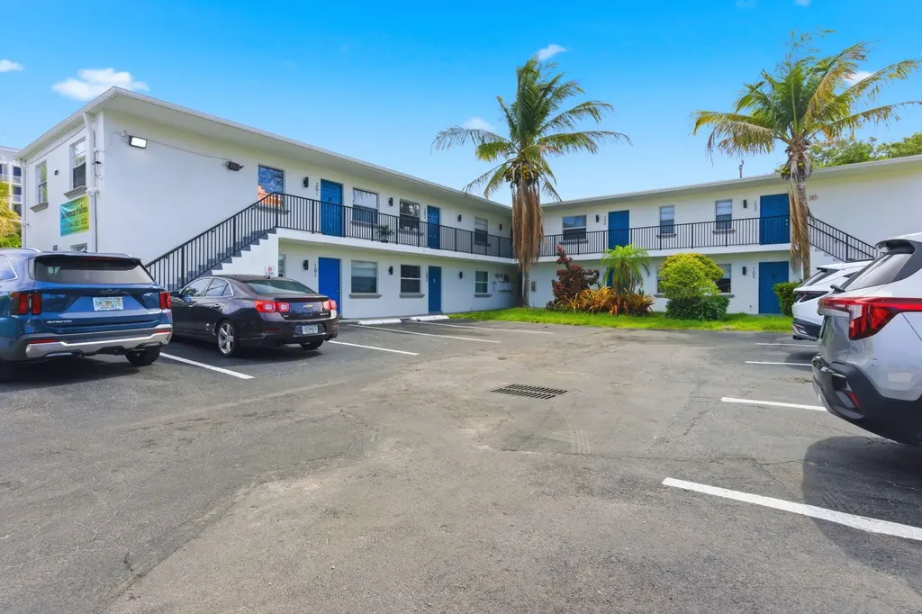 1015 NE 17th Avenue Fort Lauderdale FL 33304