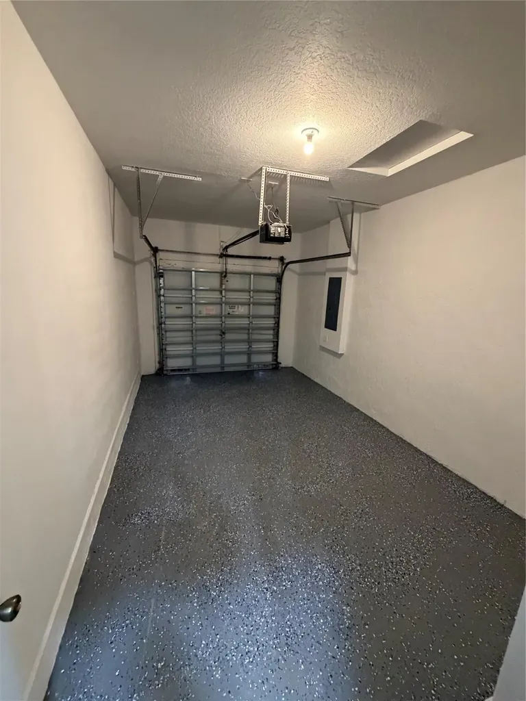 5473 NW 90th Avenue Sunrise FL 33351