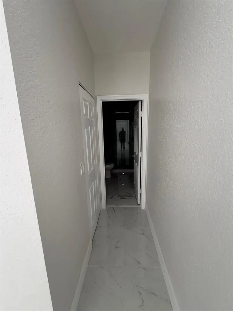 5473 NW 90th Avenue Sunrise FL 33351