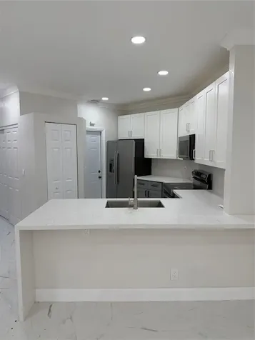 5473 NW 90th Avenue Sunrise FL 33351