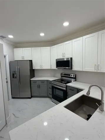 5473 NW 90th Avenue Sunrise FL 33351