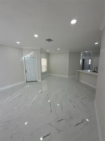 5473 NW 90th Avenue Sunrise FL 33351