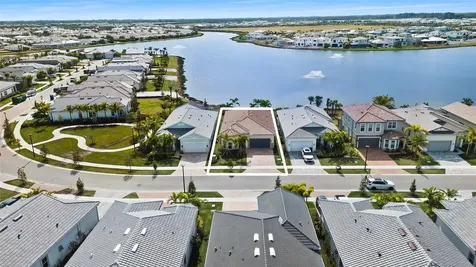 10390 Northbrook Circle Palm Beach Gardens FL 33412