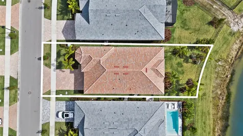 10390 Northbrook Circle Palm Beach Gardens FL 33412