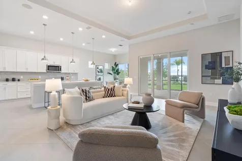 10390 Northbrook Circle Palm Beach Gardens FL 33412