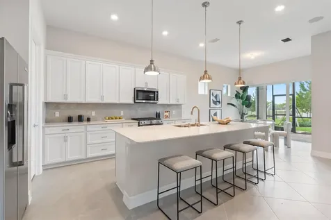 10390 Northbrook Circle Palm Beach Gardens FL 33412