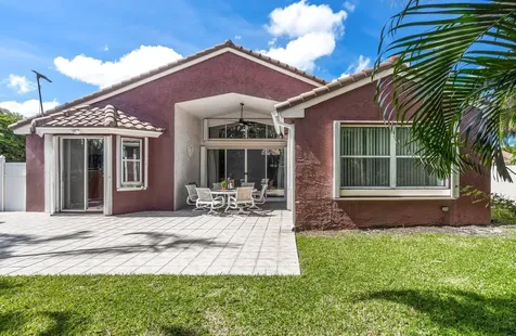 3274 NW 22nd Avenue Oakland Park FL 33309