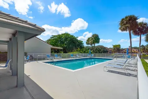 3274 NW 22nd Avenue Oakland Park FL 33309
