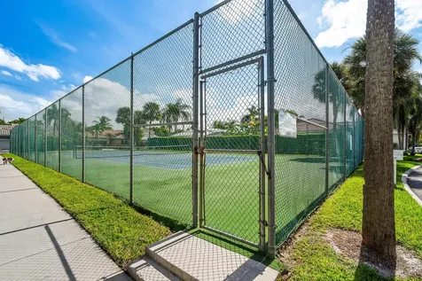 3274 NW 22nd Avenue Oakland Park FL 33309