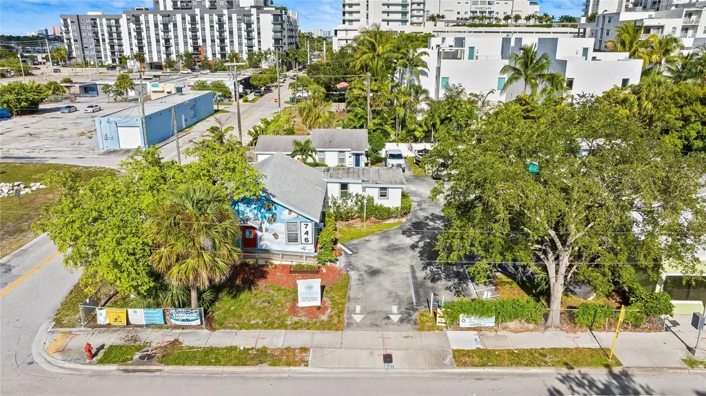 724-746 NE 3rd Avenue Fort Lauderdale FL 33304