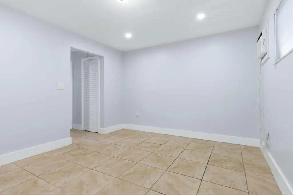 1964 NE 172nd Street North Miami Beach FL 33162