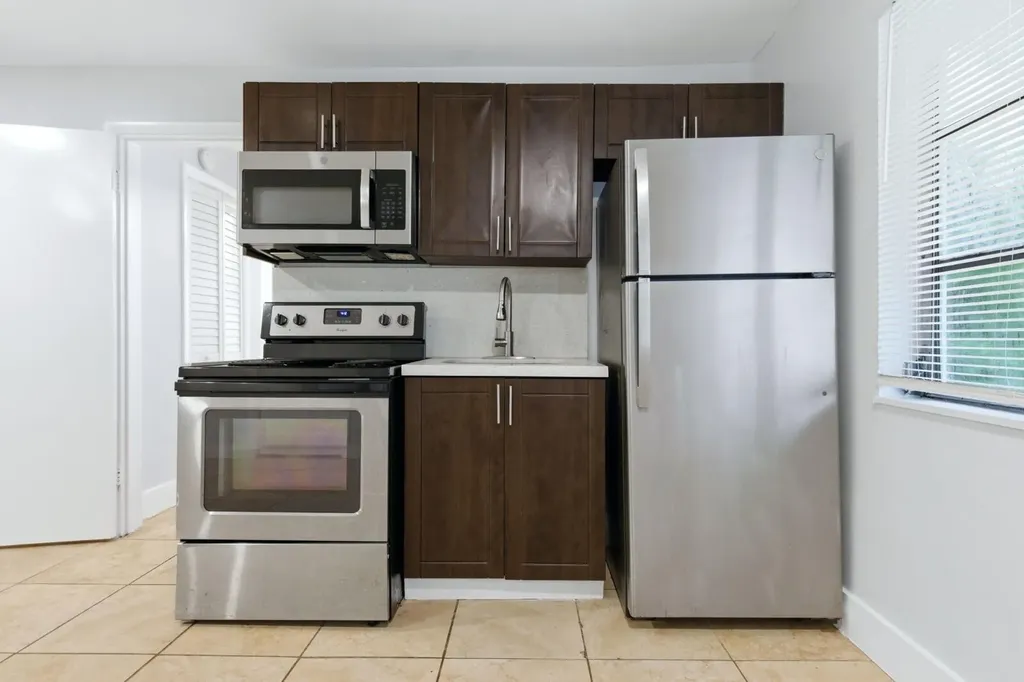 1964 NE 172nd Street North Miami Beach FL 33162