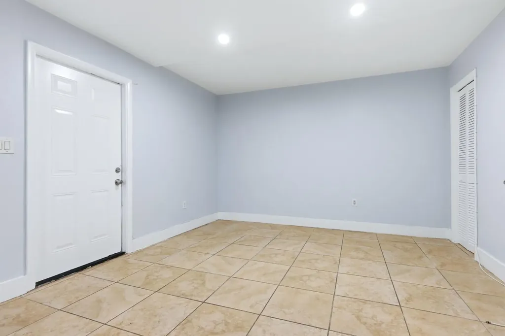 1964 NE 172nd Street North Miami Beach FL 33162