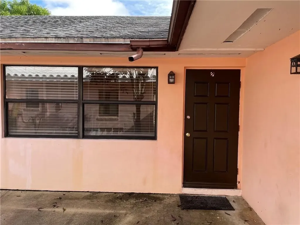 1112 NE 13th Avenue Fort Lauderdale FL 33304