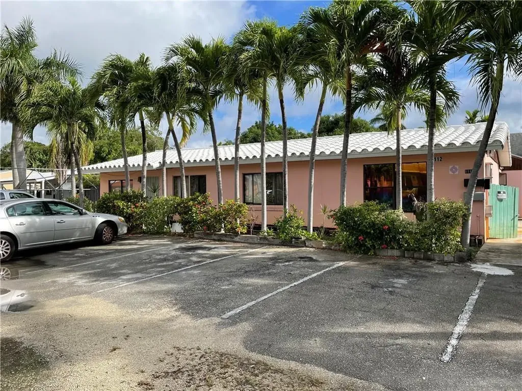 1112 NE 13th Avenue Fort Lauderdale FL 33304